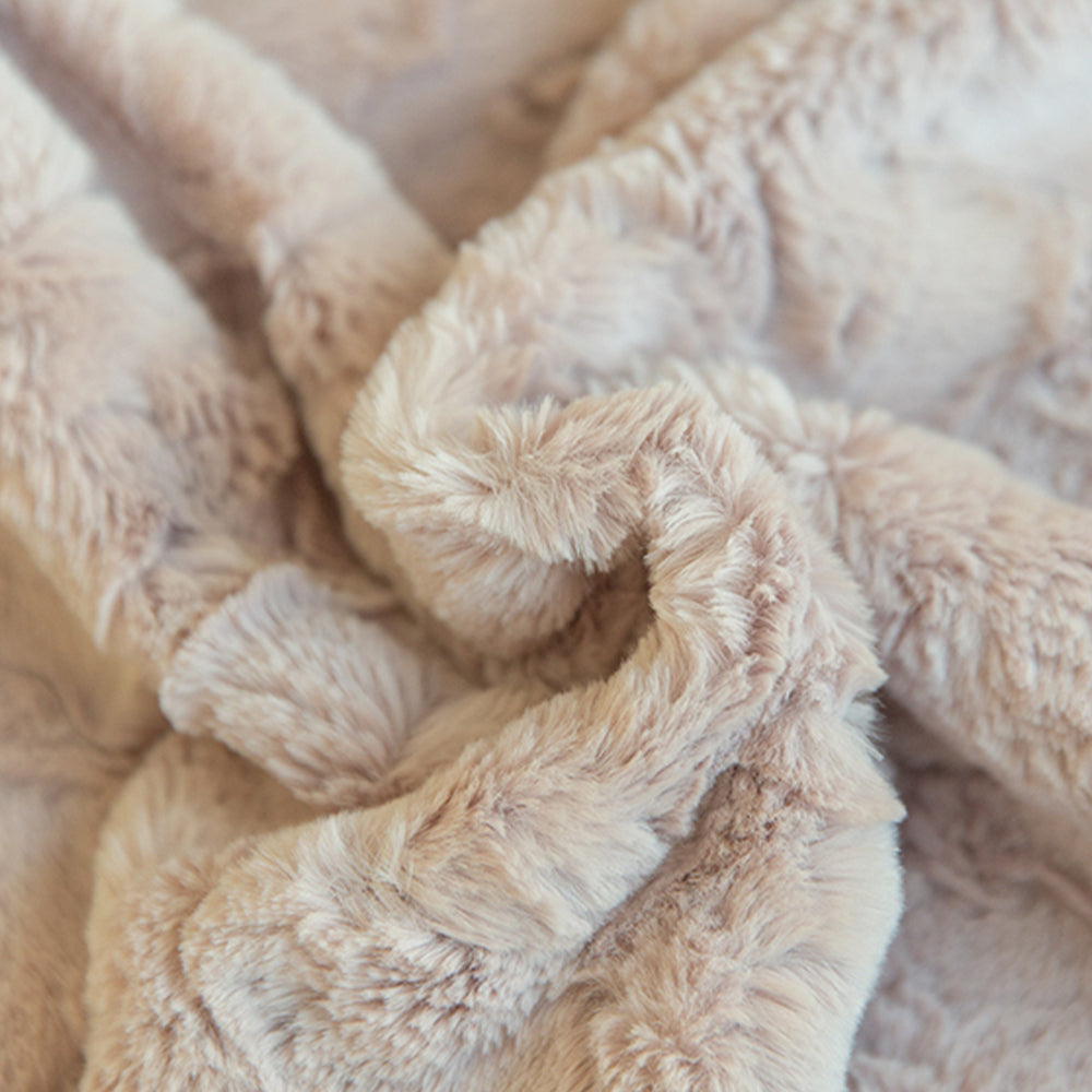 Set of 4 well mixed miss and match reversible sides furry throw pillows and 450g inserts 18"x18" square