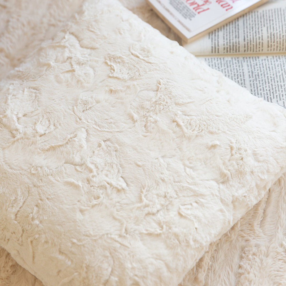 Double sides furry throw pillow case and insert great to snuggle  size 18"x18" WITH INSERT or WITHOUT INSERT pack of 1