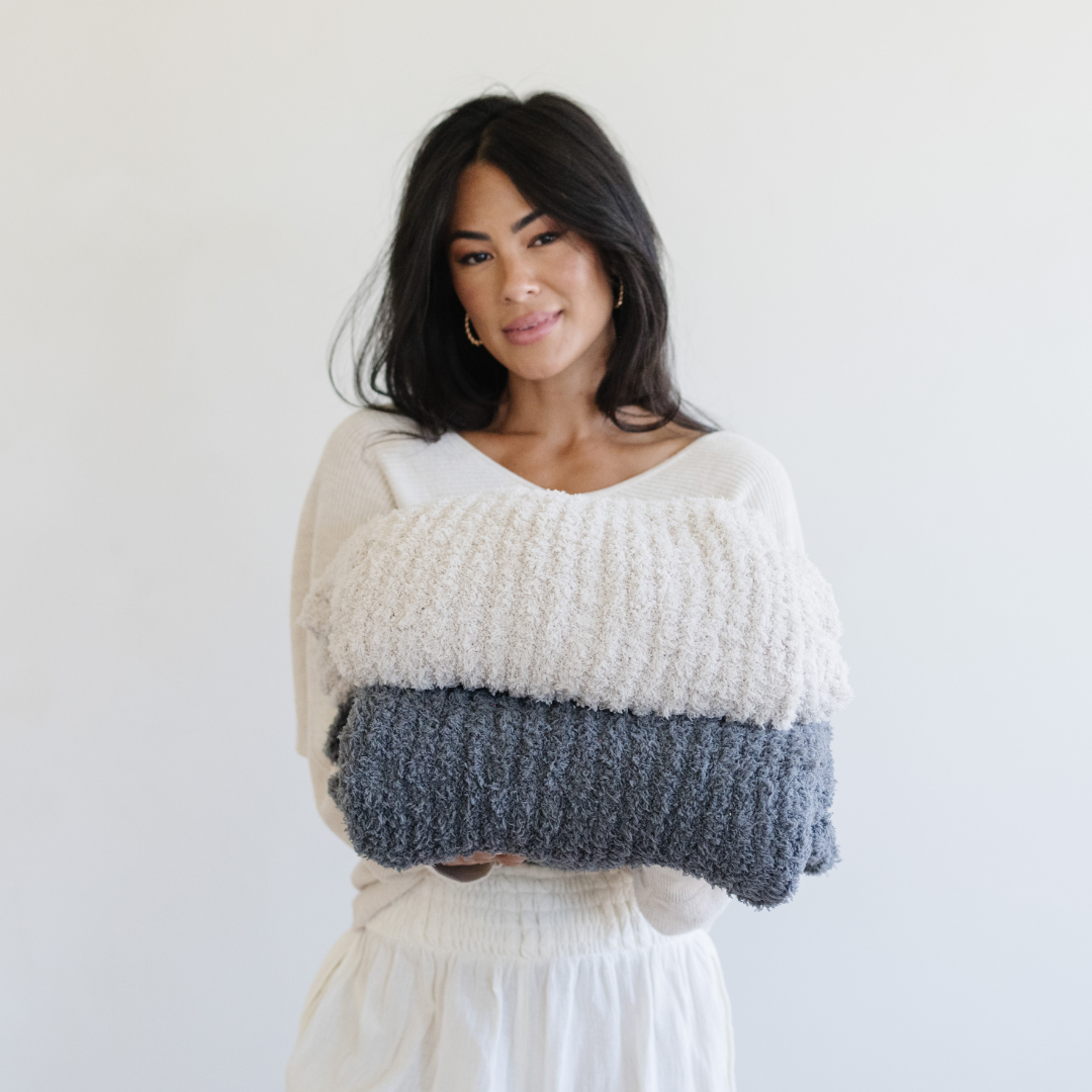 RIBBED BAMBONI® THROW BLANKETS