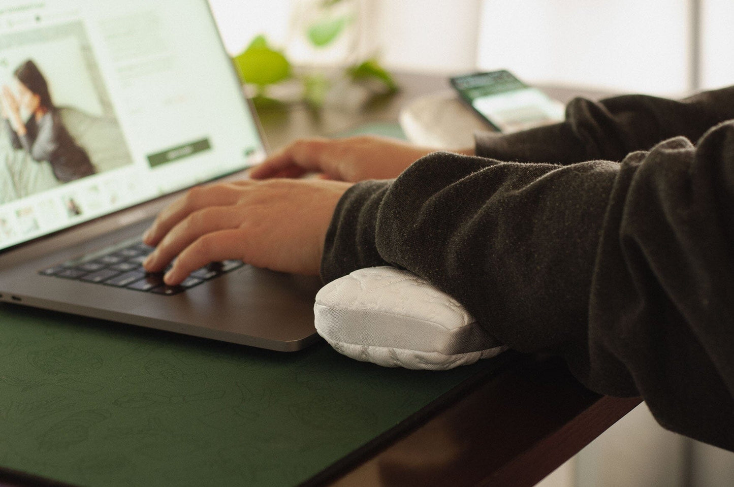 Easy Breather Mini Pillow