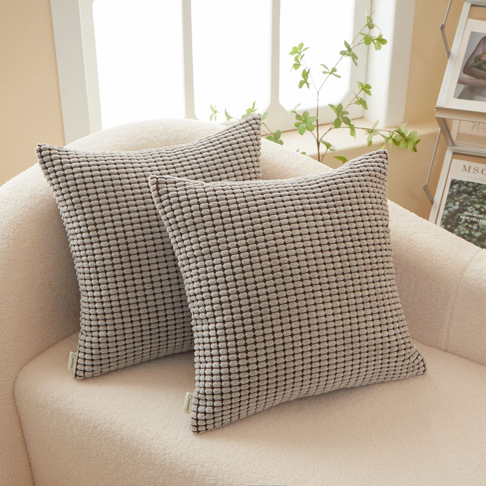 Polyester Blend soft hand feeling Throw Pillow (With 450g insert) 11 color options size 18"x18"