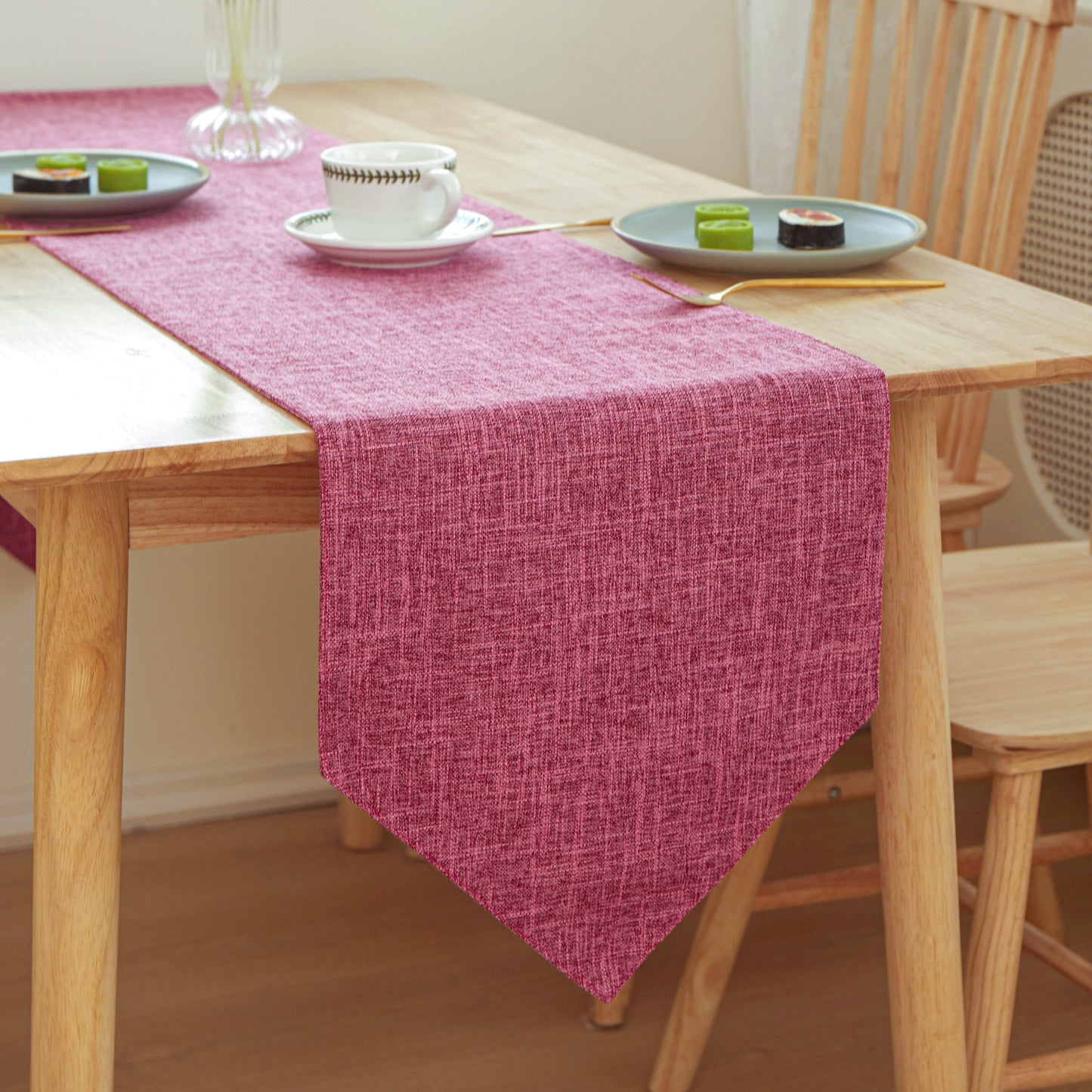 TRT Table Cloth Triangle Edges 12" W x 71" L