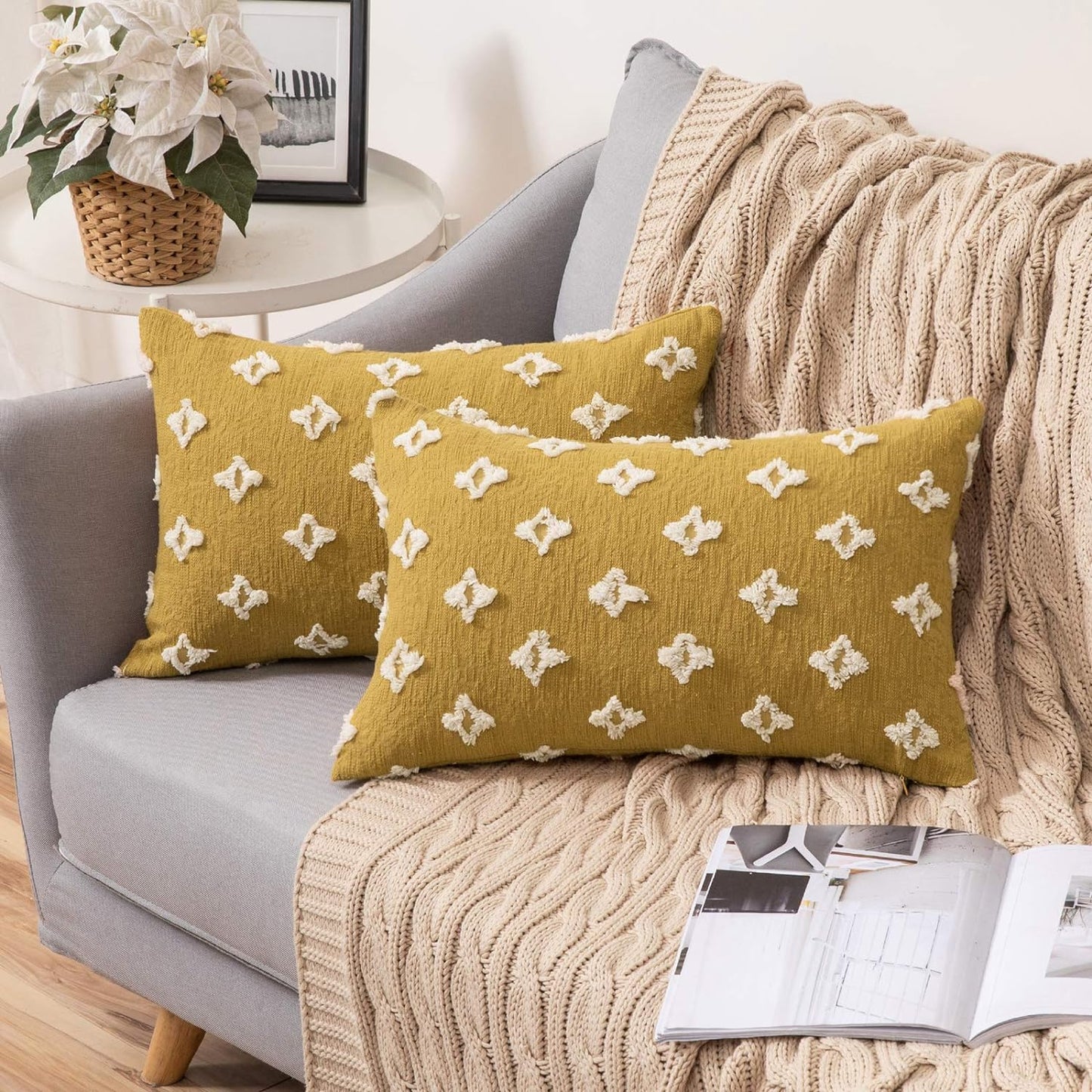 Rectangular Flower Tufted Pillow Daisy flower Lumbar Throw Pillow  (With/Without Inserts) 12x20 inches, pack of 2 throw pillows