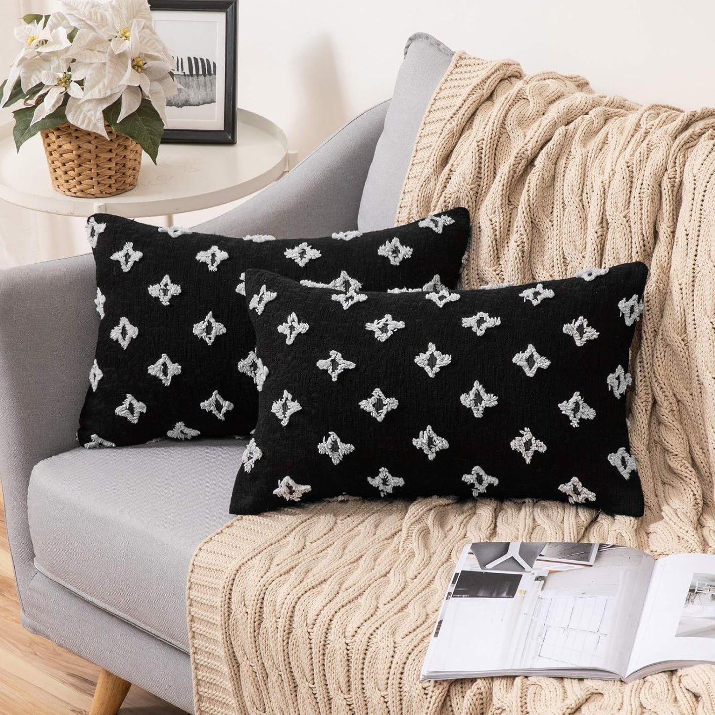 Rectangular Flower Tufted Pillow Daisy flower Lumbar Throw Pillow  (With/Without Inserts) 12x20 inches, pack of 2 throw pillows