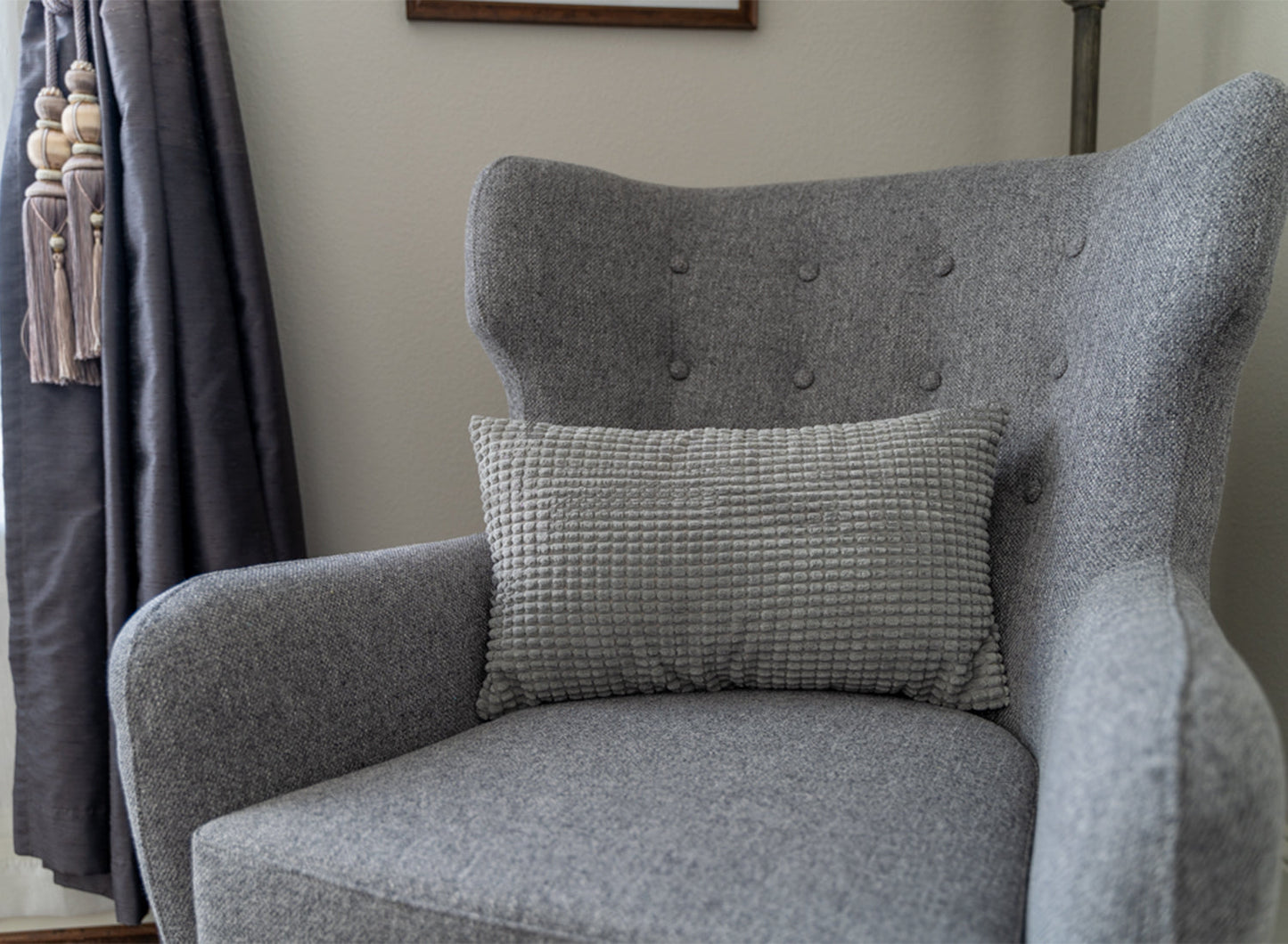 New Corn Pattern Polyester Blend Lumbar Pillow 330g Insert is optional