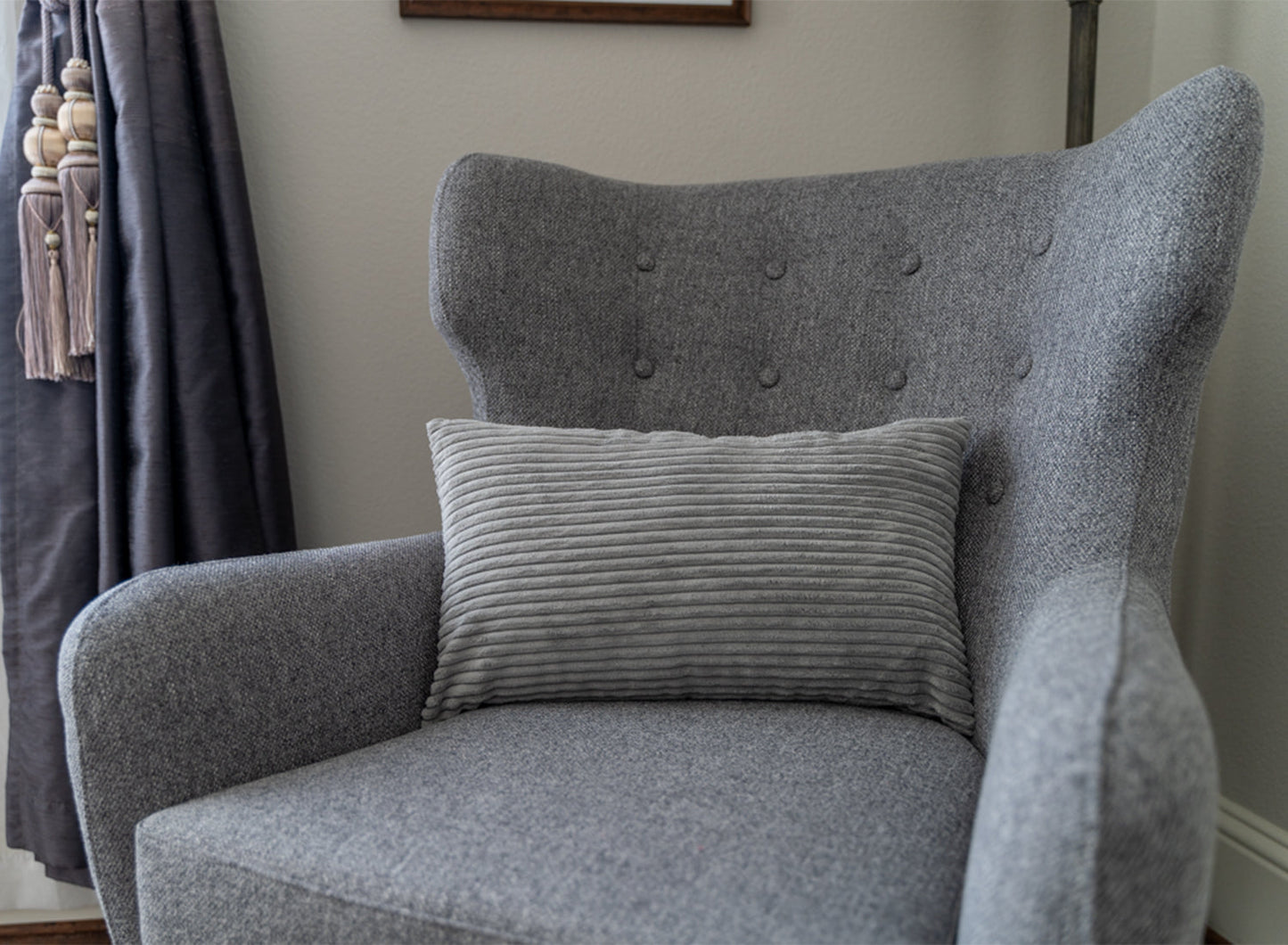 New stripe Pattern Polyester Blend Lumbar Pillow (330g Insert is optional)