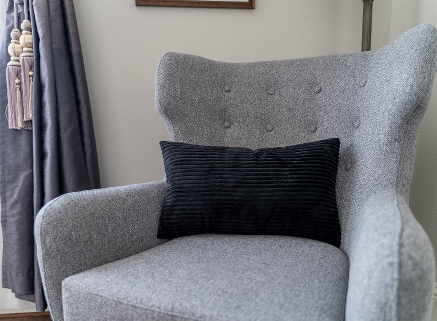 New stripe Pattern Polyester Blend Lumbar Pillow (330g Insert is optional)